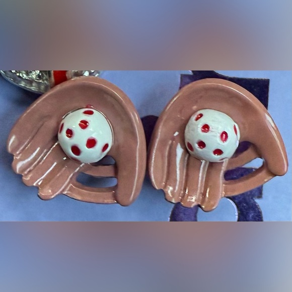 Claire's Baseball Themed 3-Pack Stud Pierced Earrings Set with Baseball Mitt Bat - Picture 6 of 9